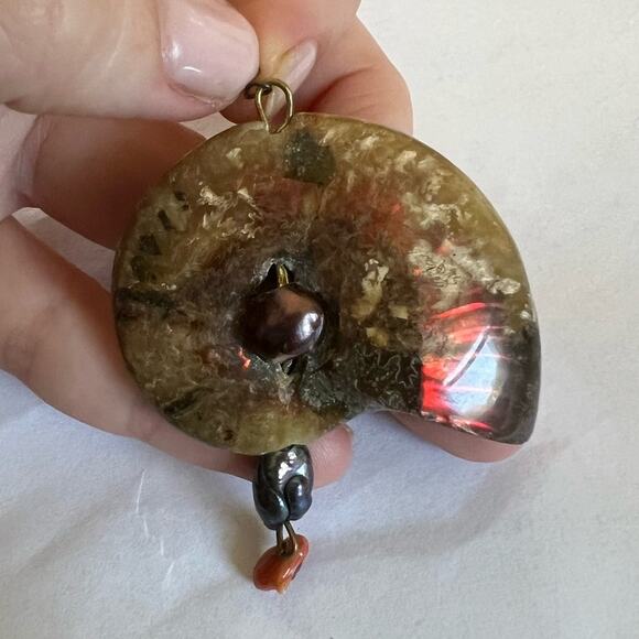2.5" Rainbow Ammonite Fossil Shell Pendant w/ Natural Black & Red Pearl Accents - Picture 3 of 5